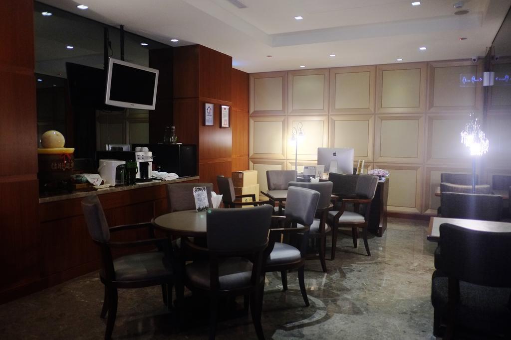 Tokyo International Hotel Тайбей Екстер'єр фото