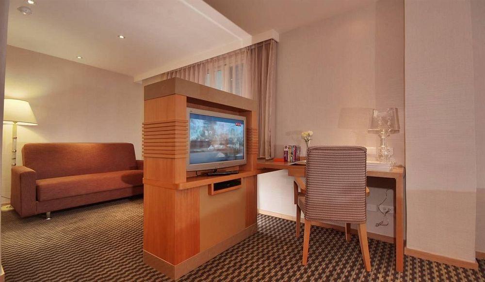 Tokyo International Hotel Тайбей Екстер'єр фото
